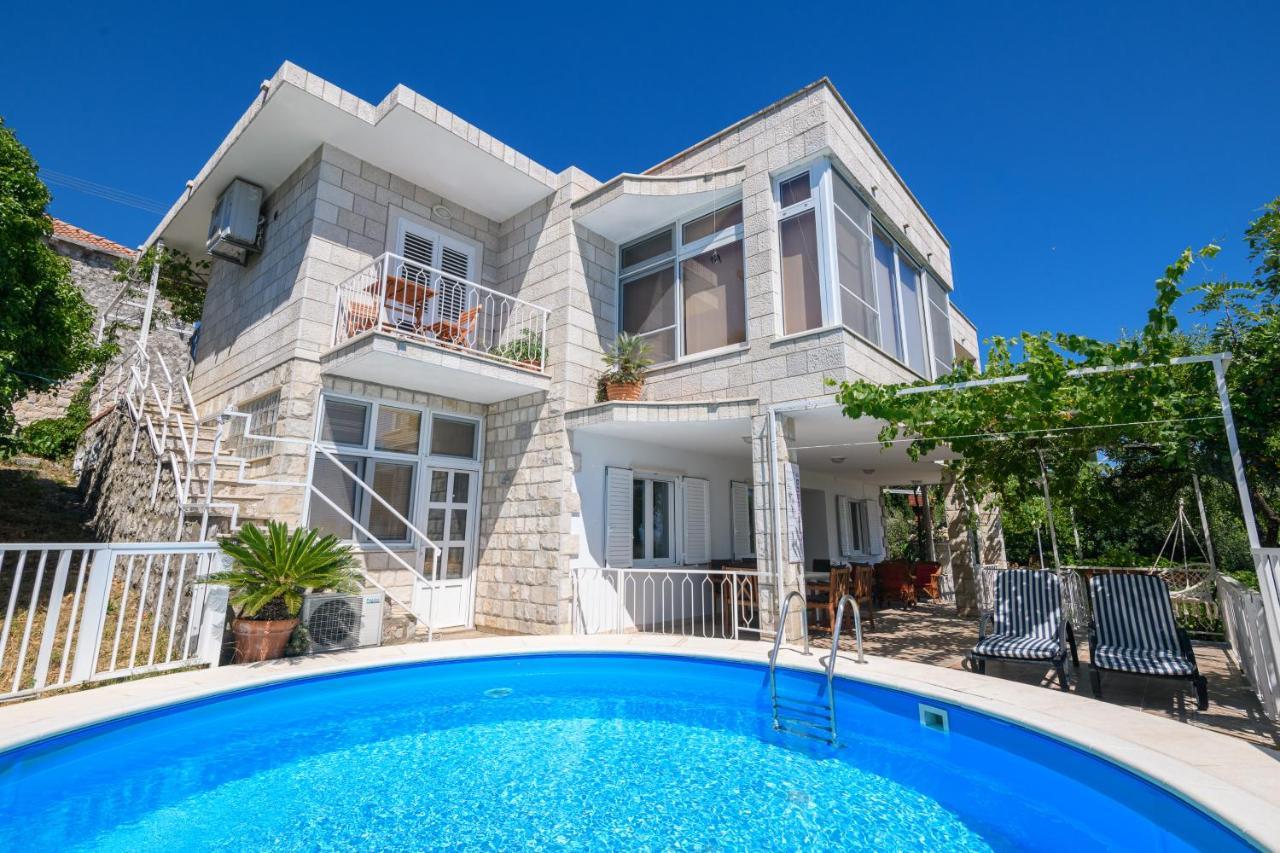 Apartment Mario - Veliki Stan Za Odmor - Terasa- Vrt - Bazen - Pogled More, Izoliran Орашац Екстериор снимка