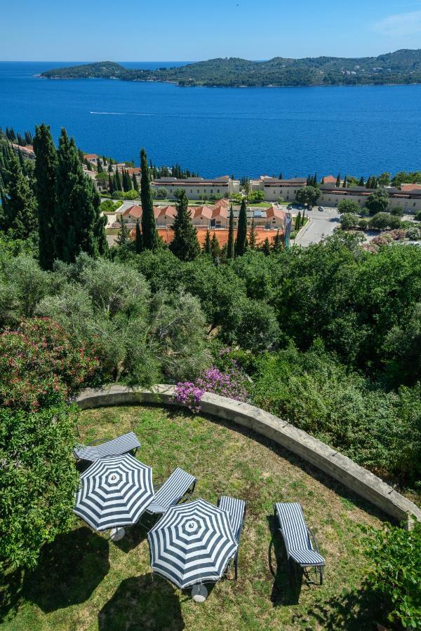 Apartment Mario - Veliki Stan Za Odmor - Terasa- Vrt - Bazen - Pogled More, Izoliran Орашац Екстериор снимка